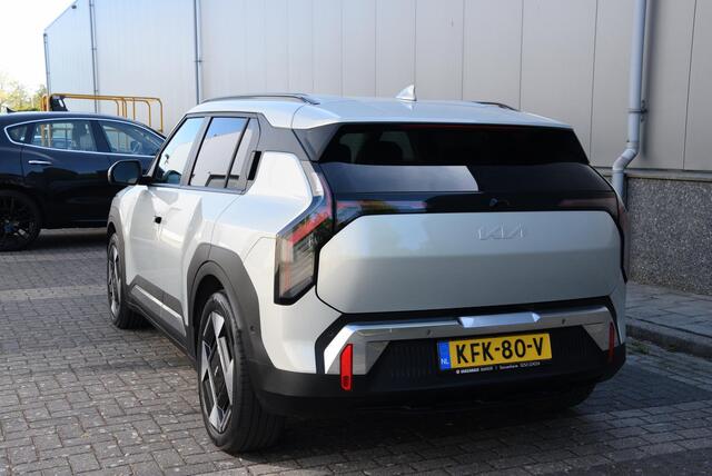 KIA EV3 Plus Advanced 81.4 kWh | Stoel/stuurverwarming | Elektrisch bedienbare achterklep | SOH-100% |
