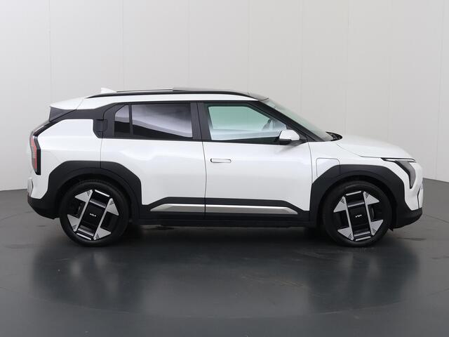 KIA EV3 Plus Advanced 81.4 kWh | Panoramadak | Harman / Kardon | Dodehoekdetectie | Elektr. Achterklep | Stoel/Stuurverwarming |