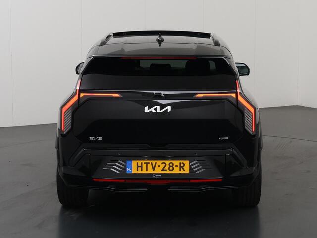 KIA EV3 GT-PlusLine 81.4 kWh | SOH 99% | Panoramaschuifdak | 360 Camera | Head-Up display | Harman Kardon | Stoelventilatie |