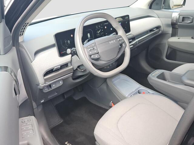 KIA EV3 Plus 58.3 kWh | GT-Line velgen | Dodehoek Assistentie | Adapt. Cruise | Clima | Stoel- en Stuurverwarming | Wireless Charging Telefoon |