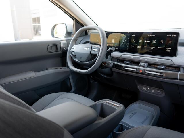 KIA EV3 Plus 81.4 kWh | Stoel en stuurverwarming | Navi | Dode hoek assistentie |
