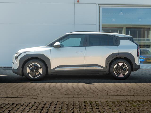 KIA EV3 Plus 81.4 kWh | Stoel en stuurverwarming | Navi | Dode hoek assistentie |