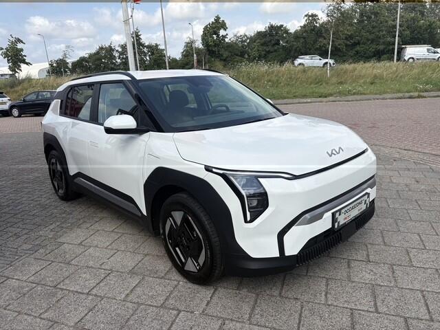 KIA EV3 Air 58.3 kWh | Navi | Camera | Cruise | 24 km Nieuwe Auto