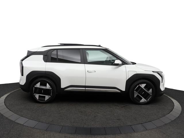 KIA EV3 Plus Advanced 58.3 kWh - Stoel-/stuurverwarming - Schuif-/kanteldak - Getint Glas - Navigatie - Fabrieksgarantie tot 2032