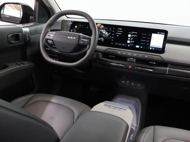 KIA EV3 Plus Advanced 81.4 kWh | Panoramadak | Harman / Kardon | Dodehoekdetectie | Elektr. Achterklep | Stoel/Stuurverwarming |