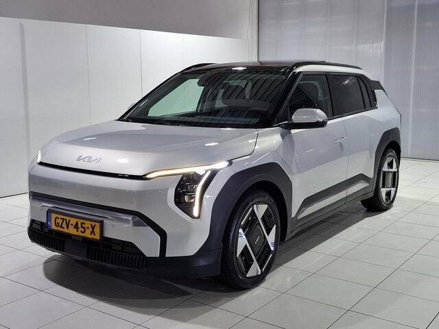 KIA EV3 Plus Advanced 58.3 kWh Eerste eigenaar, Dealer onderhouden, tot 10 jaar garantie, zeer compleet ! Direct leverbaar !