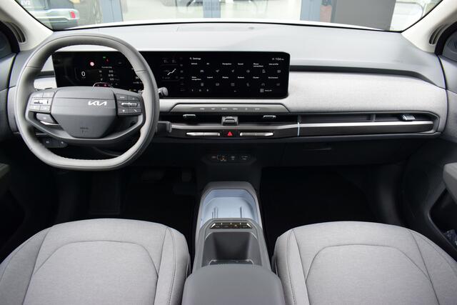 KIA EV3 Plus 58.3 kWh | Snel leverbaar! | Tot 10Jr. Kia-Garantie |