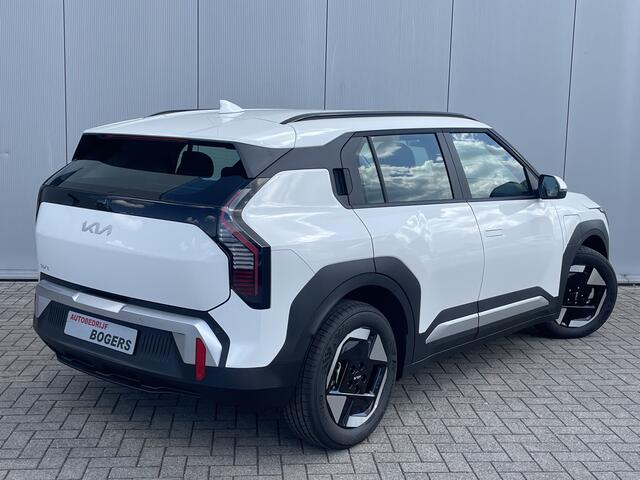 KIA EV3 Air 58.3 kWh Navigatie, Climate Control, Adaptive Cruise Control, Achteruitrijcamera, Keyless Entry
