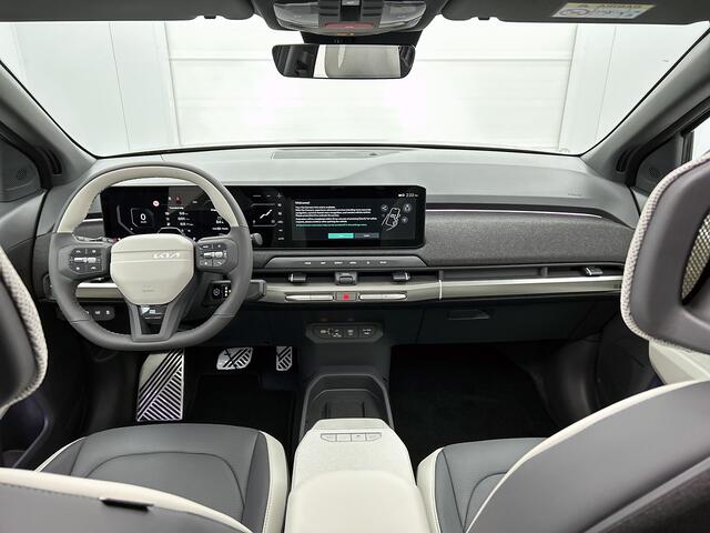 KIA EV3 GT-Line 81.4 kWh | Company Car | 10 Jaar Garantie | Panoramadak | Stoelkoeling | Leverbaar per 1 September