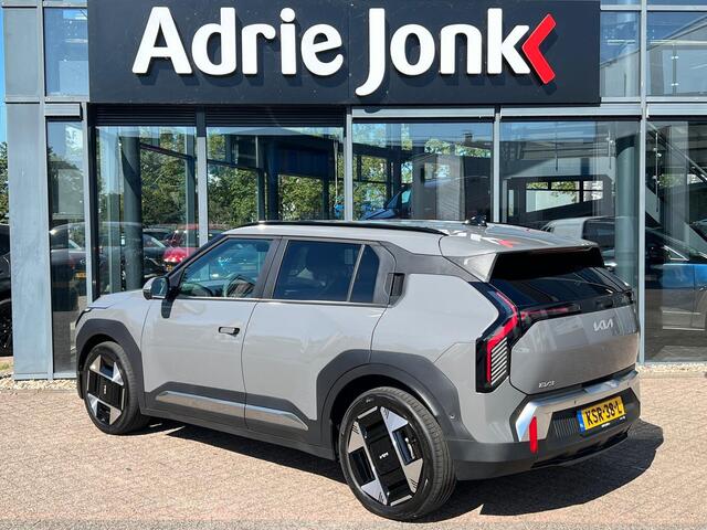 KIA EV3 Plus Advanced 58.3 kWh ZO GOED ALS NIEUW | 9.141km | LEDER | 360gr CAMERA | APPLE CARPLAY/ANDROID AUTO | 7 JAAR FABRIEKSGARANTIE |