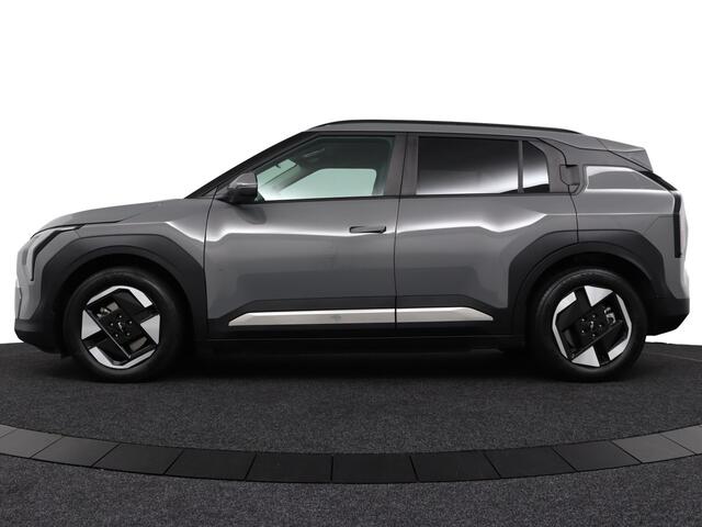 KIA EV3 Plus 81.4 kWh - Stoel/stuurwiel verwarming - Adaptieve Cruisecontrole - LED lampen - V2L - Fabrieksgarantie tot en met 03-2032