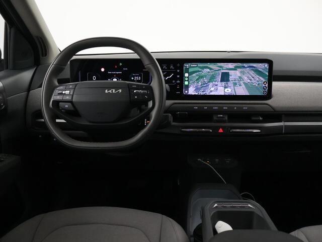 KIA EV3 Plus 58.3 kWh 204 PK + STUURVERW. | STOELVERW. | TREKHAAK | CAMERA | ADAPTIVE CRUISE