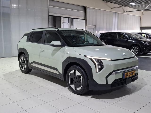 KIA EV3 Plus 81.4 kWh Stoel en Stuur verwarming, Apple Carplay/Android Auto, Navigatie, Camera.