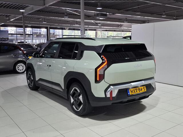 KIA EV3 Plus 81.4 kWh Stoel en Stuur verwarming, Apple Carplay/Android Auto, Navigatie, Camera.