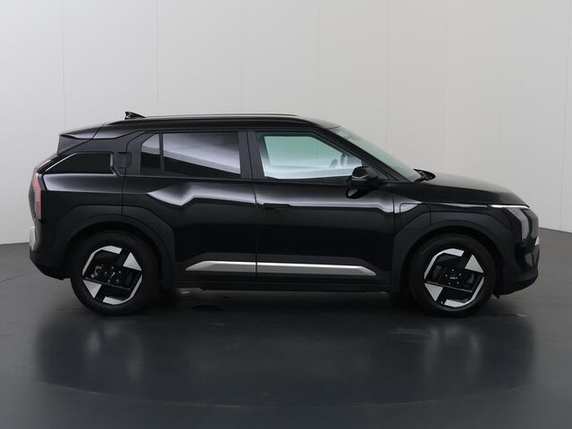 KIA EV3 Plus 58.3 kWh | Camera | DAB | Apple CarPlay/Android Auto | Adaptieve Cruise Control | Stoel/Stuurverwarming | Climate Control | Keyless | LED | Navigatie |