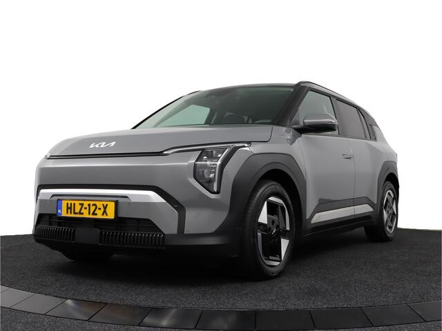 KIA EV3 Plus 81.4 kWh - Stoel/stuurwiel verwarming - Adaptieve Cruisecontrole - LED lampen - Fabrieksgarantie tot 04-2032