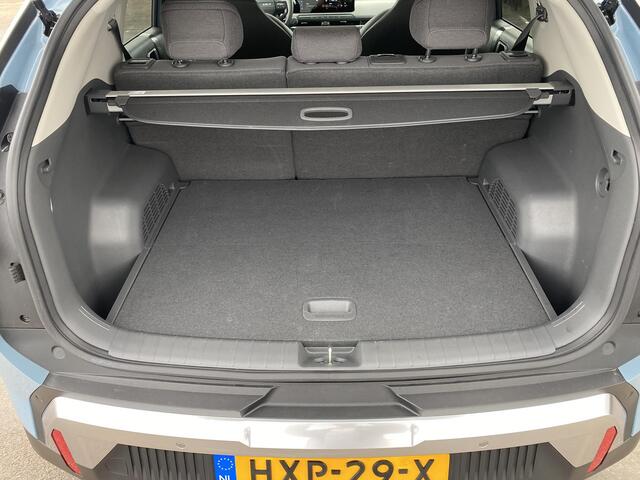 KIA EV3 Plus 81.4 kWh Nette auto, lage KM stand, dodehoekdetectie, camera, parkeersensoren, stoel- en stuurverwarming, Apple CarPlay/Android Auto
