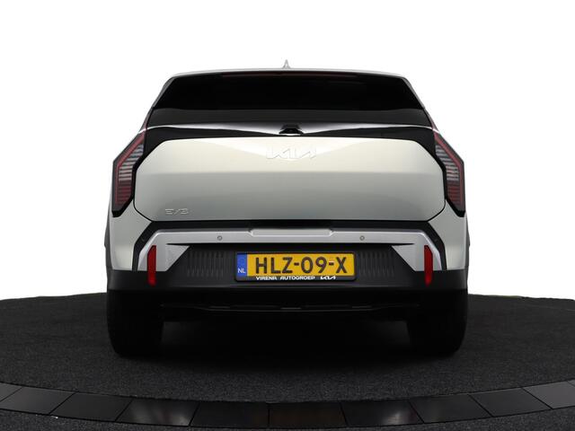 KIA EV3 Plus 81.4 kWh Stoel/stuurwiel verwarming - Adaptieve Cruisecontrole - LED lampen - V2L - - Fabrieksgarantie tot 04-2032