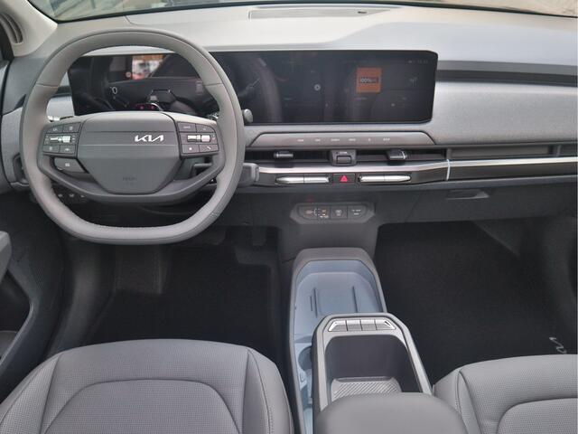 KIA EV3 Plus Advanced 81.4 kWh Nieuw te bestellen! | Navigatie | Stoel+Stuurverwarming | Leder | LED | Pano-dak | Tot 10jr. Garantie |