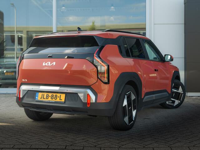 KIA EV3 Plus Advanced 81.4 kWh | Panorama Schuifkantel dak | elektr. achterklep | Leder | Stoel & stuurverwarming l SOH 99%