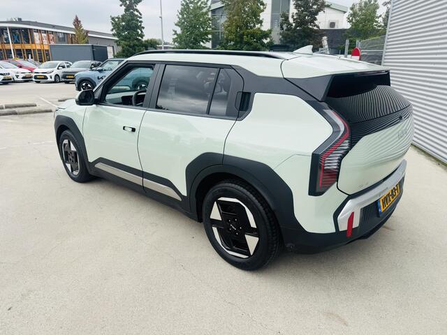 KIA EV3 Plus 81.4 kWh Stoel- & Stuurverw. | Privacyglass | PDC rondom | Dodehoekdetectie | Vehicle to Load geschikt