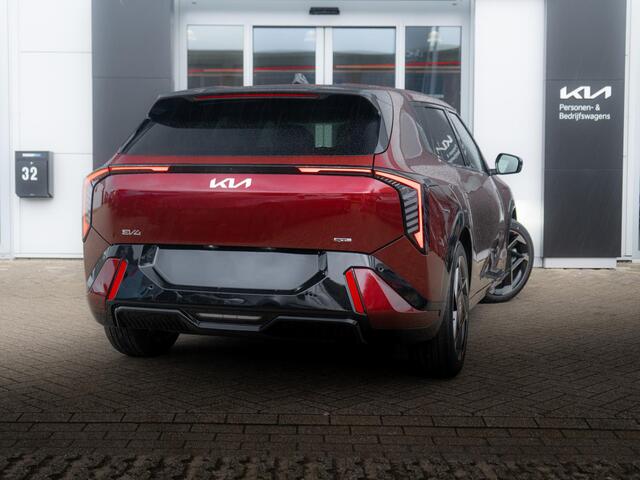 KIA EV4 GT-Line 81.4 kWh | DIRECT LEVERBAAR | Schuifkanteldak | Navigatie | Stoel en stuurverwarming | H&K | Elektrische achterklep