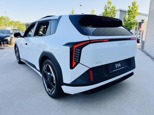 KIA EV4 Plus Advanced 58.3 kWh Voordeelauto ! Vlot rijden ! 02-04-2026 Geregistreerd !
