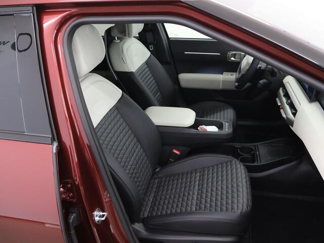 KIA EV4 GT-Line Business Edition 81.4 kWh | Cruise Control Adaptief | Stoel/Stuurverwarming | Parkeercamera | 19" LM velgen | LED | Apple Carplay/Android Auto | Keyless Entry/Go |