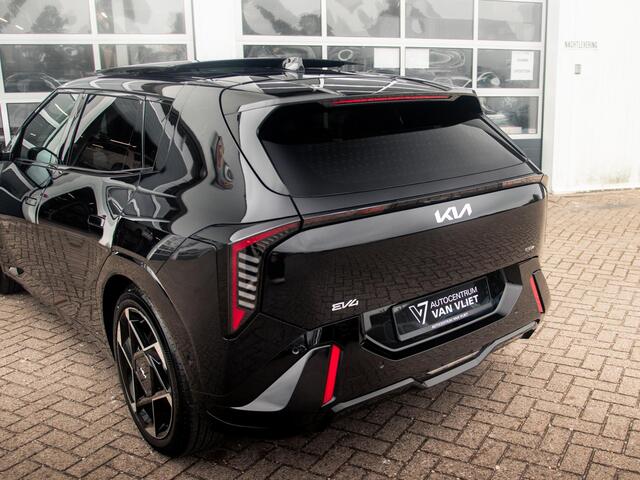 KIA EV4 GT-PlusLine 81.4 kWh | In bestelling | Schuifkanteldak | Navi | Stoel en stuurverwarming |