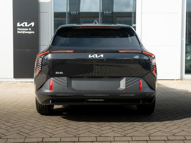 KIA EV4 Plus Advanced 81.4 kWh | Navigatie | Stoel en stuurverwarming | Schuifkantel dak |