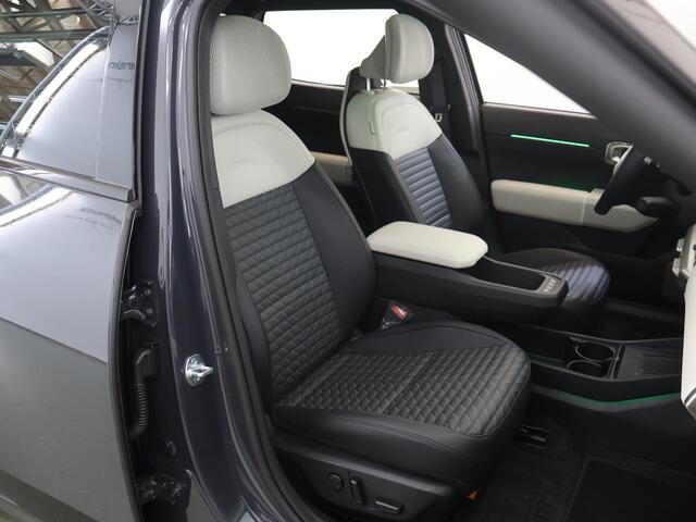 KIA EV4 GT-Line 81.4 kWh | Panoramaschuifdak | LED-Matrix | Harman Kardon | Elektrisch verstelbare voorstoelen | Verwarmbare achterbank