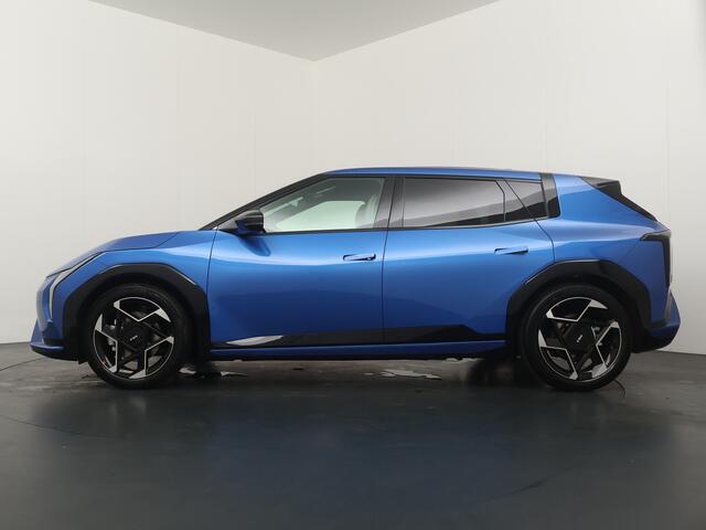 KIA EV4 GT-Line Business Edition 81.4 kWh - Stoel/Stuur verwarming - Achteruitrij camera - Navigatie - Apple Carplay/Android Auto - Bluetooth - Adaptive cruise control - Keyless entry Fabrieksgarantie t/m 25-12-2032