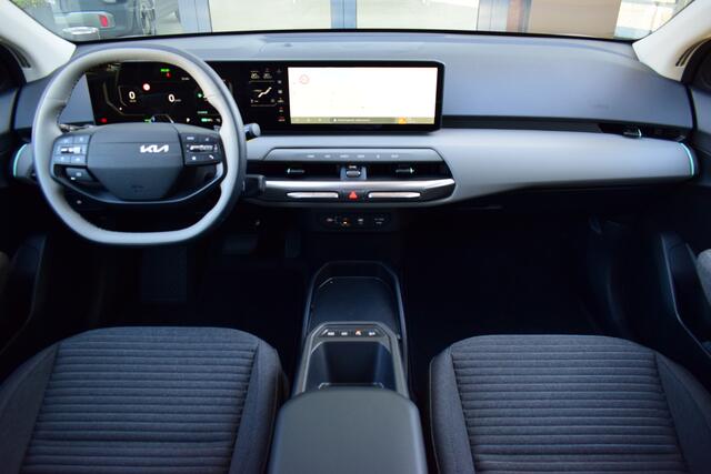 KIA EV4 Air 58.3 kWh | Stoel-/ Stuurverwarming | Adaptieve Cruise Control | Climate Control | Tot 10Jr. Kia-Garantie |
