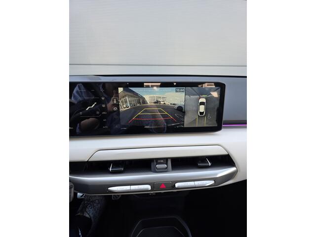 KIA EV4 Fastback GT-PlusLine 81.4 kWh | Panoramaschuifdak | Head-up display | Stoelventilatie voorstoelen | Harman Kardon |