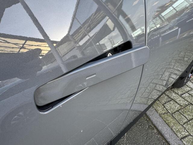 KIA EV4 Fastback Plus Advanced 81.4 kWh , Direct Leverbaar!, Inclusief 3000 euro Inruilpremie!, Complete Uitvoering!, Voorraadkorting!