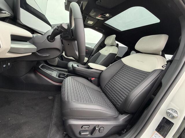 KIA EV4 Fastback GT-PlusLine 81.4 kWh | 360 Camera | Head-up Display | Harman Kardon | Stoelventilatie