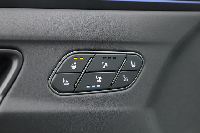 KIA EV5 GT-PlusLine 81.4 kWh | Pano | Memory | Stoel- Stuurverw. | Stoelvent. | HUD | Adapt. Cruise | Harman/Kardon | Dodehoek | Elek. klep