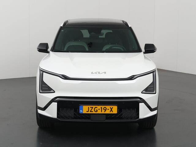 KIA EV5 GT-Line Business Edition 81.4 kWh | Panoramaschuifdak | Harman Kardon | Warmtepomp | Stoelventilatie | Stoelverwarming voor en achter | Adaptieve cruise control |