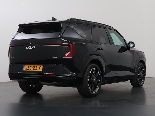 KIA EV5 GT-Line 81.4 kWh | Panoramaschuifdak | Harman Kardon | Led-Matrix | Stoelverwarming voor en achter | Zwarte hemelbekleding |