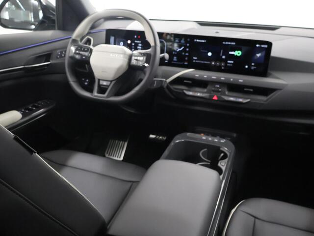 KIA EV5 GT-Line 81.4 kWh | Panoramaschuifdak | Harman Kardon | Led-Matrix | Stoelverwarming voor en achter | Zwarte hemelbekleding |