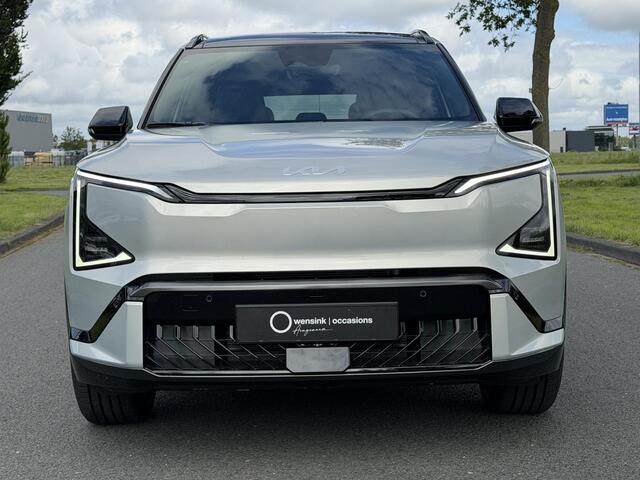 KIA EV5 GT-Line Business Edition 81.4 kWh | Panoramaschuifdak | Led Koplampen | Stoelverwarming voor en achter | Zwarte hemelbekleding | Adaptieve cruise control |