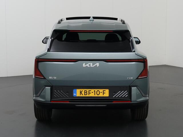KIA EV5 GT-Line Business Edition 81.4 kWh | Panoramaschuifdak | Led Koplampen | Stoelverwarming voor en achter | Zwarte hemelbekleding |p | Stoelventilatie | Adaptieve cruise control |