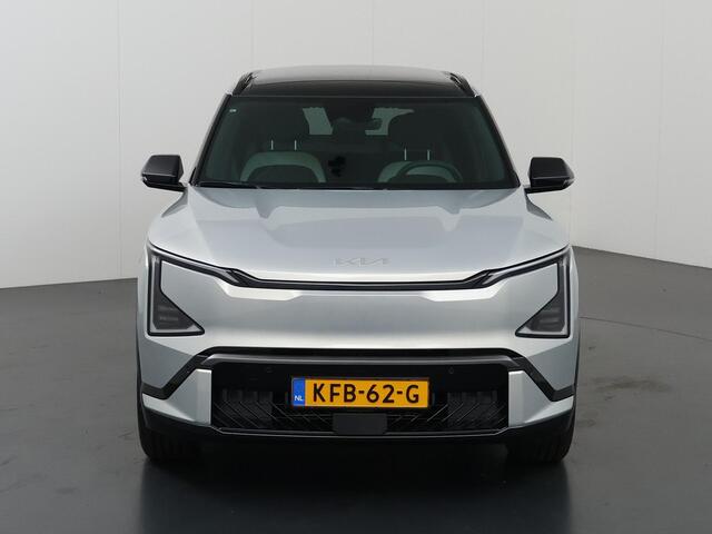 KIA EV5 GT-Line Business Edition 81.4 kWh | Panoramaschuifdak | Led Koplampen | Stoelverwarming voor en achter | Zwarte hemelbekleding |p | Stoelventilatie | Adaptieve cruise control |