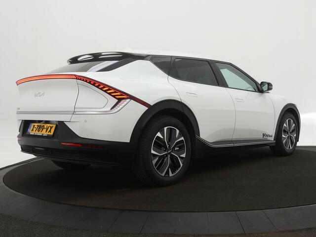 KIA EV6 Light 58 kWh * Rijdende Demo * - Navigatie - Apple Carplay/Android Auto - Climate Control - Privacy Glass - Fabrieksgarantie tot 02-2031