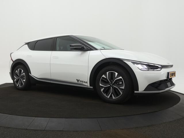 KIA EV6 Light 58 kWh * Rijdende Demo * - Navigatie - Apple Carplay/Android Auto - Climate Control - Privacy Glass - Fabrieksgarantie tot 02-2031