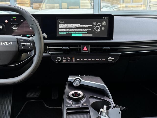 KIA EV6 Light Edition 63 kWh | Camera | Stoelverwarming | Navigatie | Camera