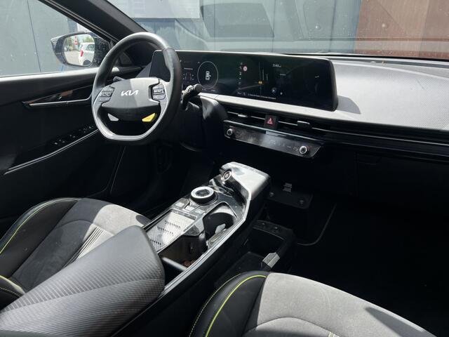 KIA EV6 GT AWD 77.4 kWh - 585 pk! - Alcantara bekl. | Stoel-/Stuurverw. | Schuif-/kanteldak | Apple/ android carplay