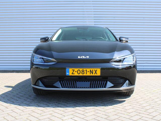 KIA EV6 Edition Advanced 77.4 kWh | Stuur-/stoelverwarming | BTW | Camera | Cruise adapt. | Elektr. achterklep + stoelbediening | 20" LM |