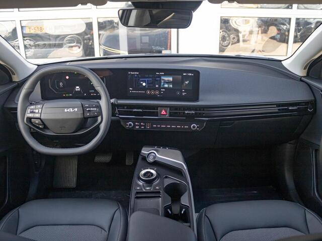 KIA EV6 Light Edition 63 kWh l Direct leverbaar l Wolf Grey l 428 km Actieradius