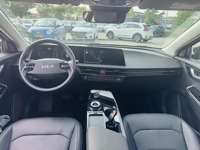 KIA EV6 Plus Advanced 77.4 kWh Trekhaak | Panoramadak | 20 inch | Auto rijdt momenteel km stand kan iets variëren